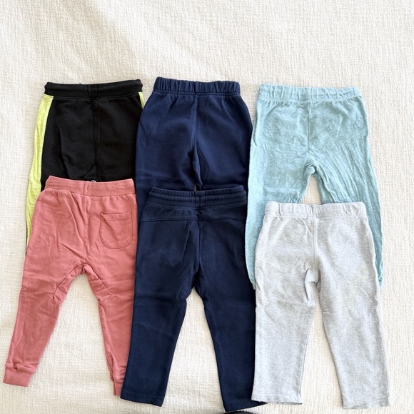 Boys 2T Sweatpant Bundle - Picture 2 of 2